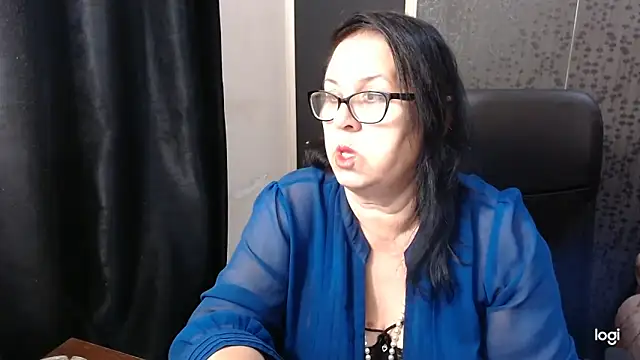 Snapshot of MissSanjanne chatting on October 28, 10:14 pm MissSanjanne online show from October 28, 10:14 pm