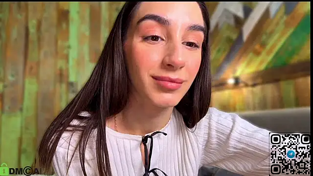 Elliizabeth online show from October 27, 9:16 am