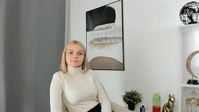 KelleDomin online show from September 26, 2:15 pm