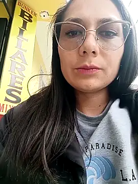 Mia-love-03 online show from September 30, 8:57 pm