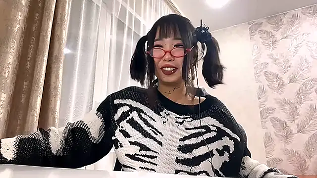 EliseGoade online show from September 23, 1:09 pm