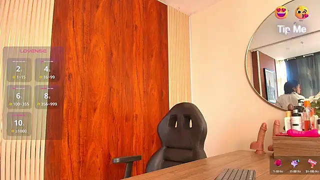 TaniaJhons online show from September 25, 8:28 pm