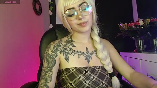 LesRose online show from February 16, 2:55 am