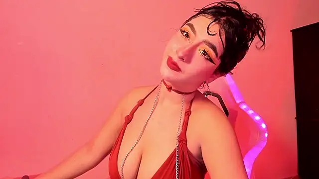 kitty  chs online show from July 28, 12:30 am