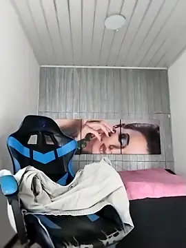 lala clark online show from September 25, 12:26 pm