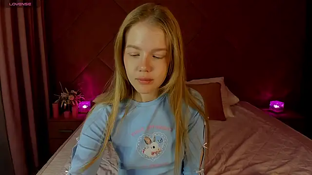 Vicki Todd online show from October 3, 1:54 am