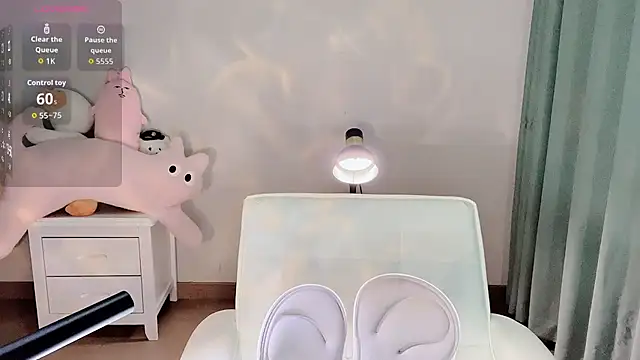 Luna--1 online show from June 17, 4:19 pm
