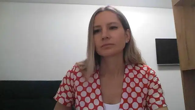 Tavriena online show from November 4, 8:58 pm