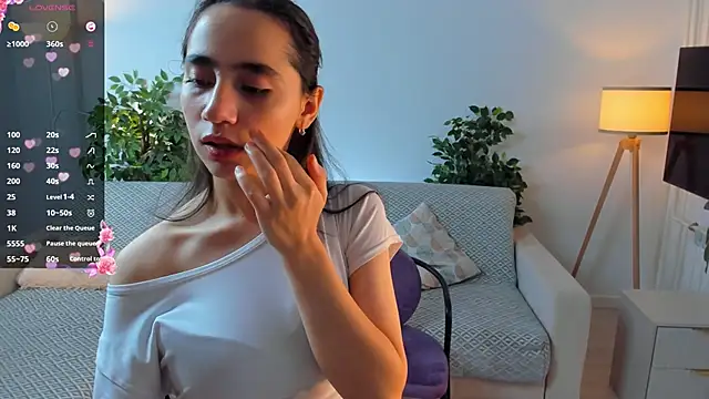 LoidaTatom online show from October 3, 3:33 am