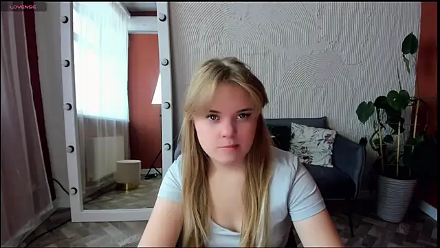 Melissa 199 online show from October 6, 10:32 am