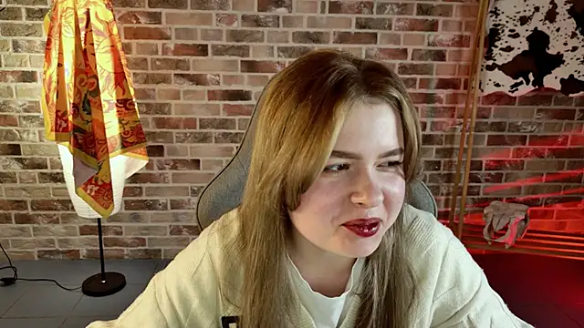 HaleySun online show from October 14, 1:35 pm