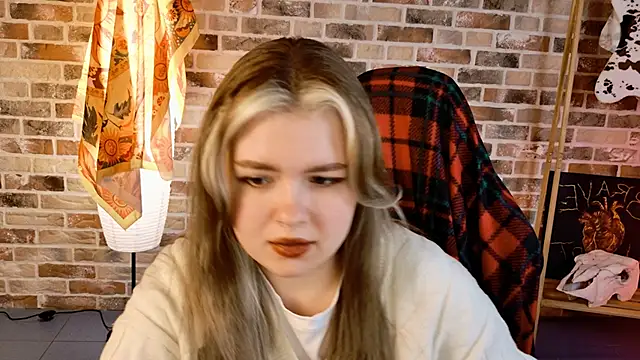 HaleySun online show from September 25, 3:22 pm