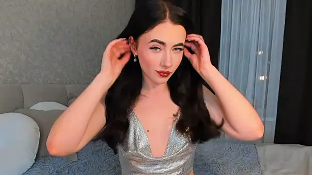 Milla Moore online show from October 7, 3:27 pm