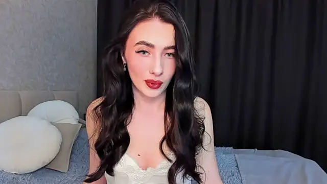 Milla Moore online show from October 2, 4:12 pm