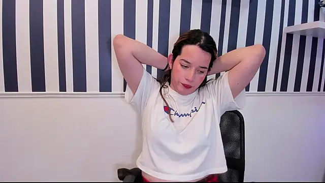 Dani Velasquez online show from October 7, 2:54 pm