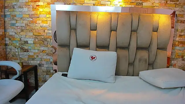 eris novikov online show from September 26, 2:15 pm