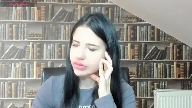 Malibu J online show from November 7, 8:53 am