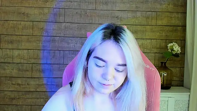 AnnaDelon online show from October 14, 5:21 am