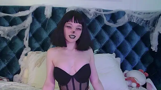 AnnaDelon online show from October 31, 4:47 am