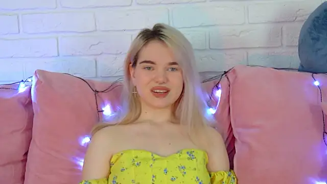 AnnaDelon online show from October 13, 5:10 am