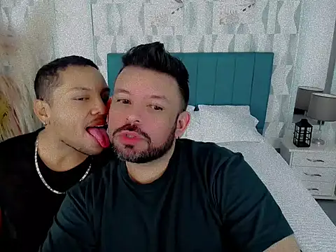 Max Rivers online show from October 13, 4:26 am