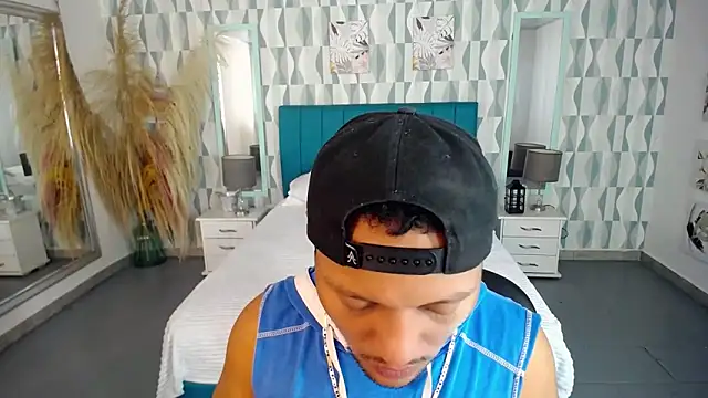 Max Rivers online show from October 20, 7:17 pm