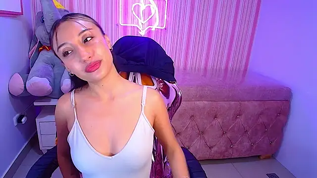 Branndy ch online show from October 7, 4:33 pm