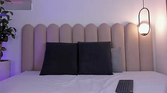 Sophi davis online show from October 1, 12:26 am