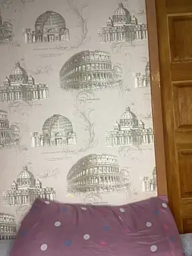 Bellabootie online show from April 1, 6:36 am