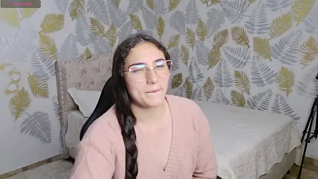 CattleyaAngel online show from April 18, 7:58 pm