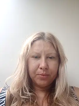 tania19999 online show from September 24, 11:37 pm