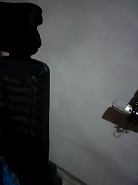 Meoweo 23 online show from December 16, 9:09 pm