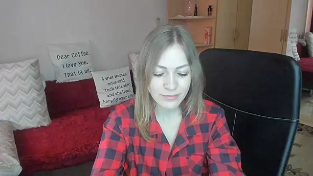 Tiffany Bates online show from March 18, 5:45 am