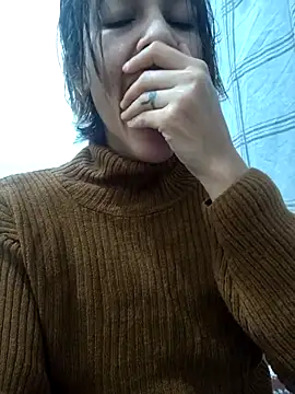 Lilo-skinny online show from October 30, 5:10 am