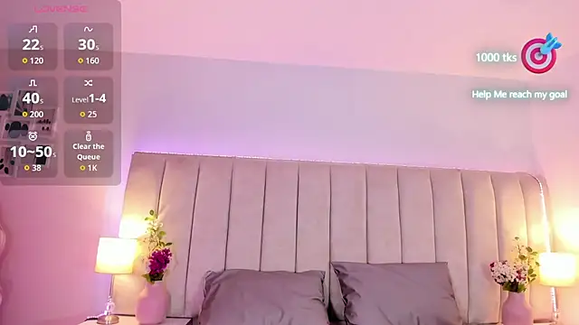 EllaaThorne online show from October 31, 8:57 pm