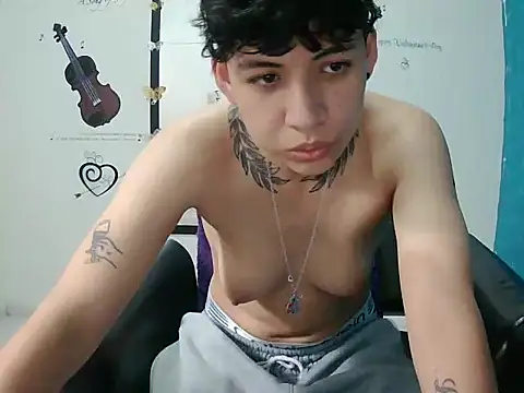 Owen tomboy online show from October 22, 4:23 pm