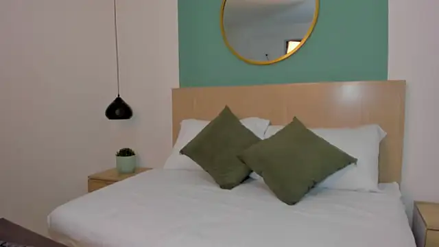 nahiaras herz online show from November 7, 12:22 pm