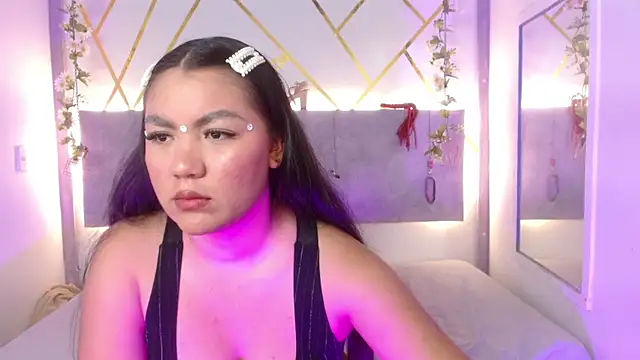 LyraMoon4 online show from October 2, 4:17 am