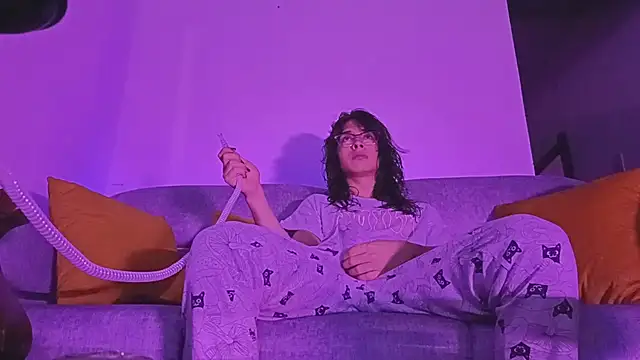 SoftieUwU online show from November 6, 5:13 am