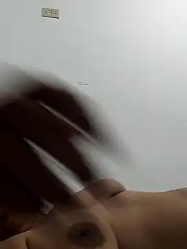 MEYBELLATINA online show from November 18, 10:11 pm