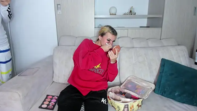 skygirls  online show from October 5, 5:12 am