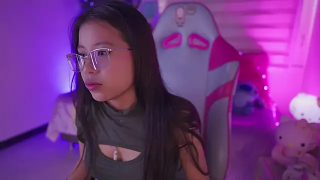 Zoe Skyler online show from November 18, 1:12 pm