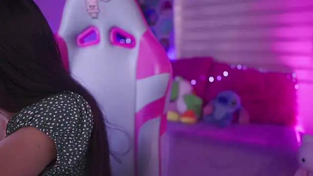 Zoe Skyler online show from November 19, 2:28 pm