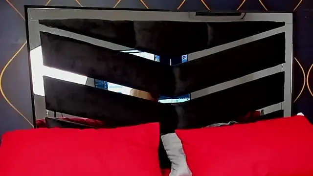 Honey sweett  online show from September 30, 10:47 pm