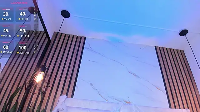 Honey noir online show from October 28, 9:30 pm