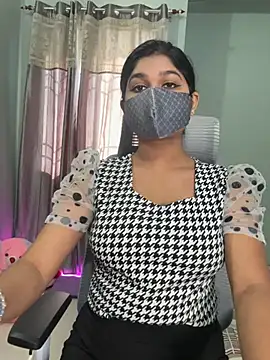 Lisa afreen online show from April 9, 9:26 am