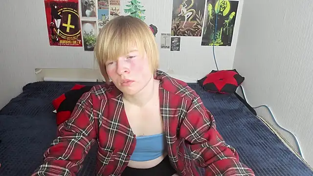 Cattie w  online show from February 24, 1:16 am