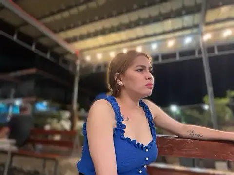 LaylaBurikat online show from September 26, 4:04 pm