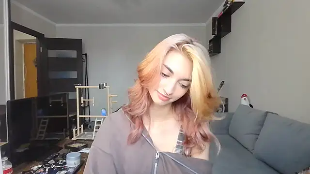 JillianBozak online show from September 29, 10:31 am