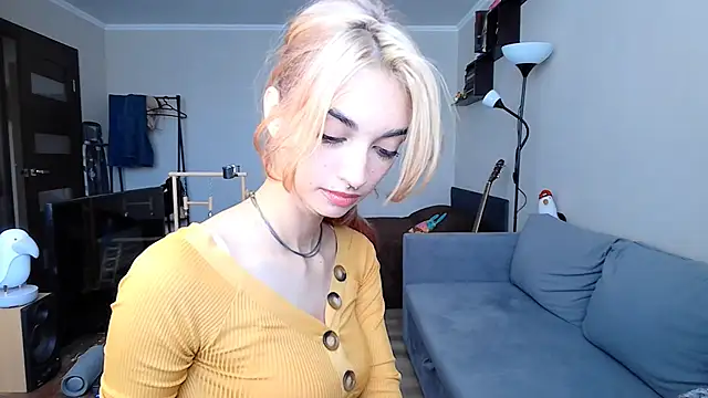 JillianBozak online show from October 2, 10:20 am